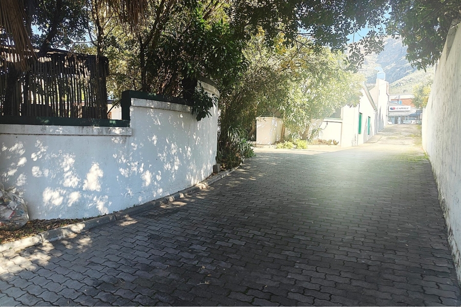 5 Bedroom Property for Sale in Piketberg Western Cape
